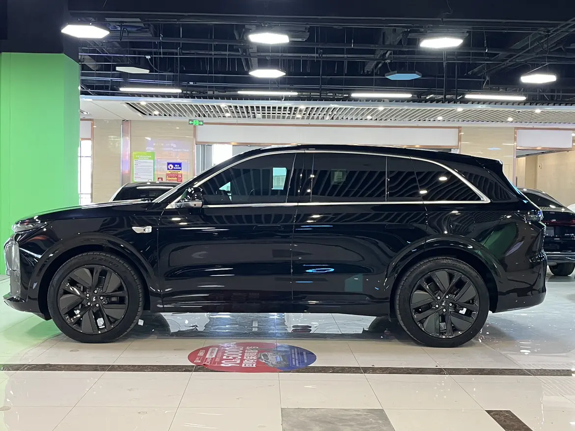 Lixiang L6