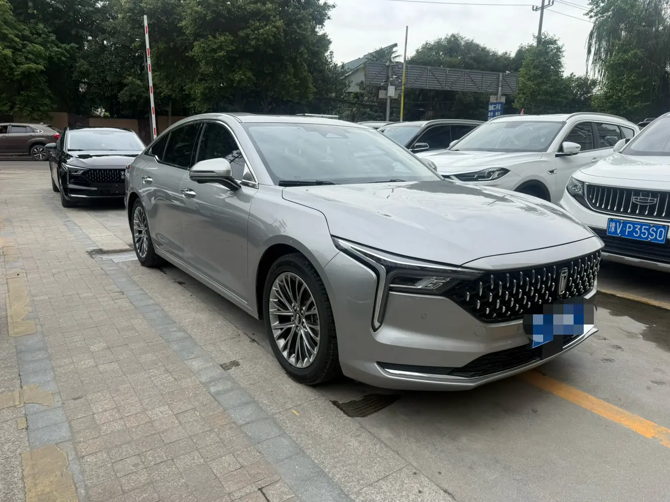 FAW Bestune B70