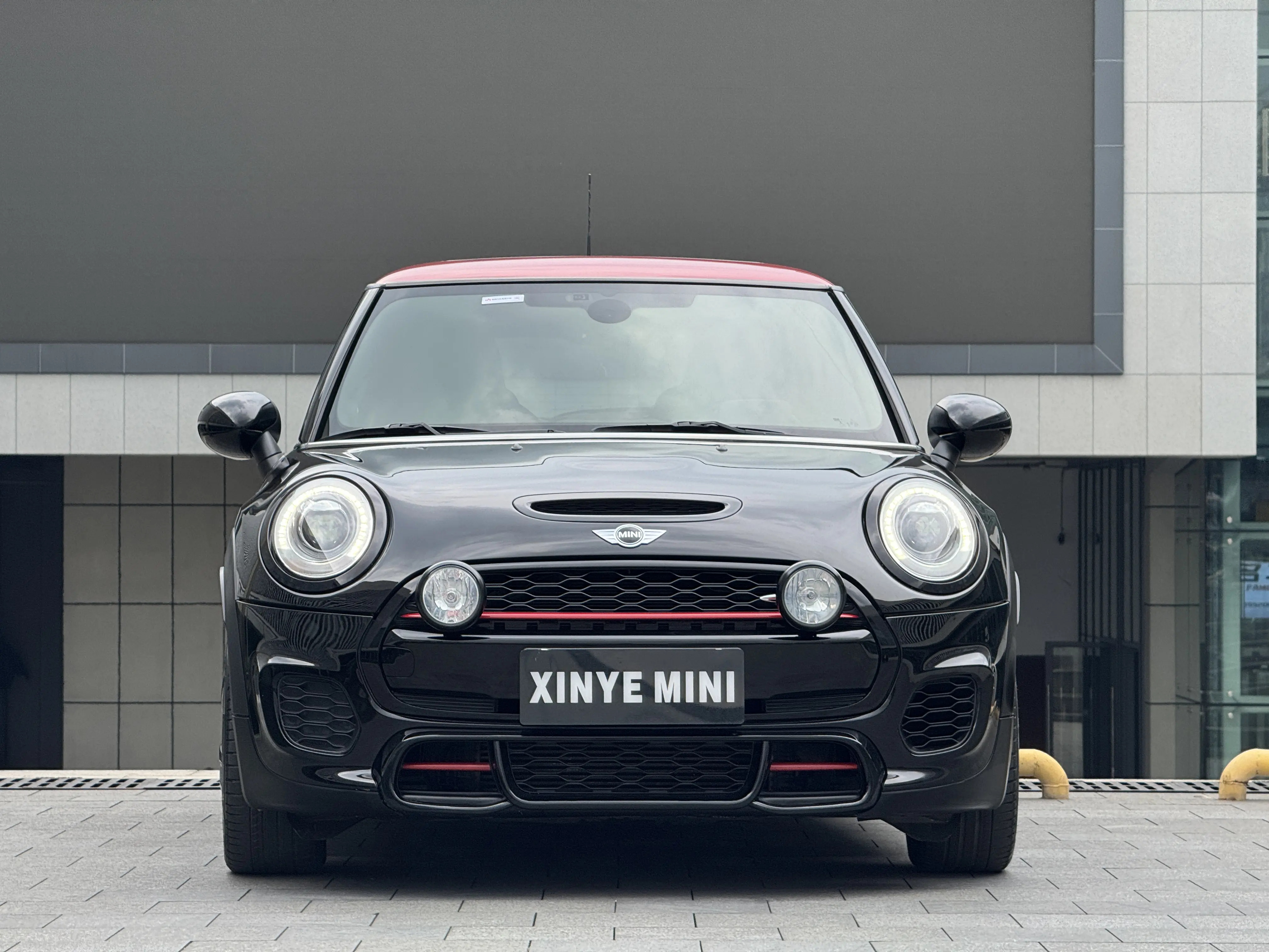 MINI JCW