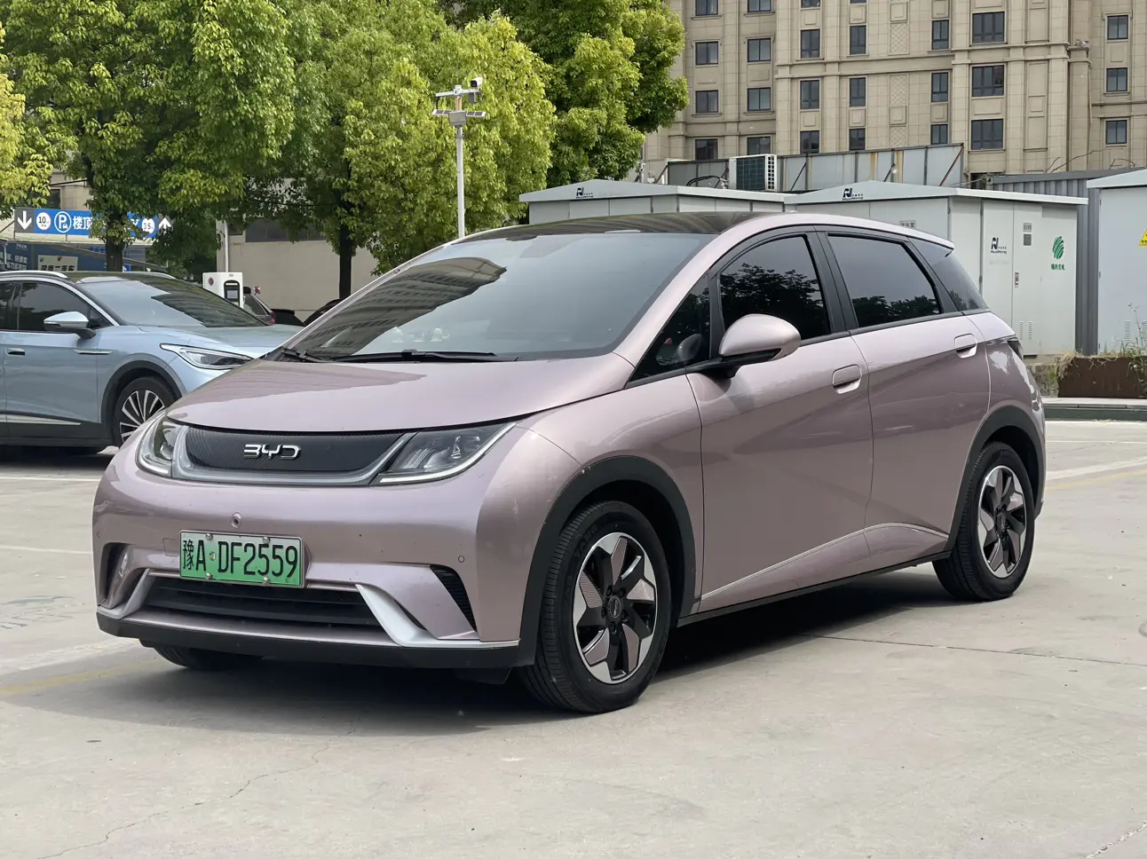 BYD Dolphin