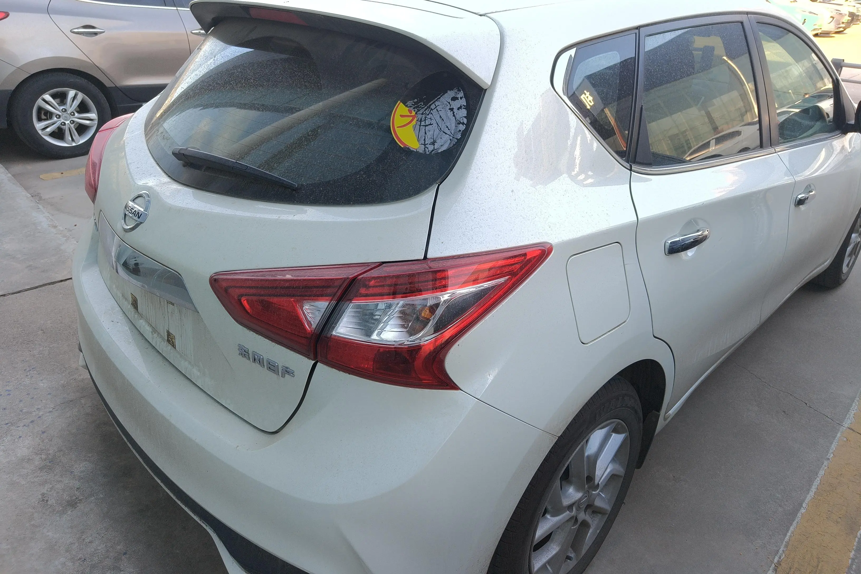 Nissan Tiida