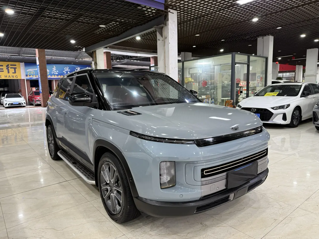 Geely ICON