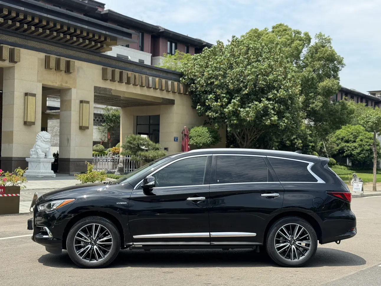 Infiniti QX60