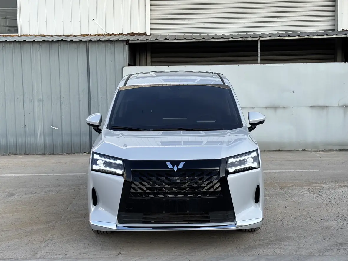 Wuling Starlight 730 PHEV