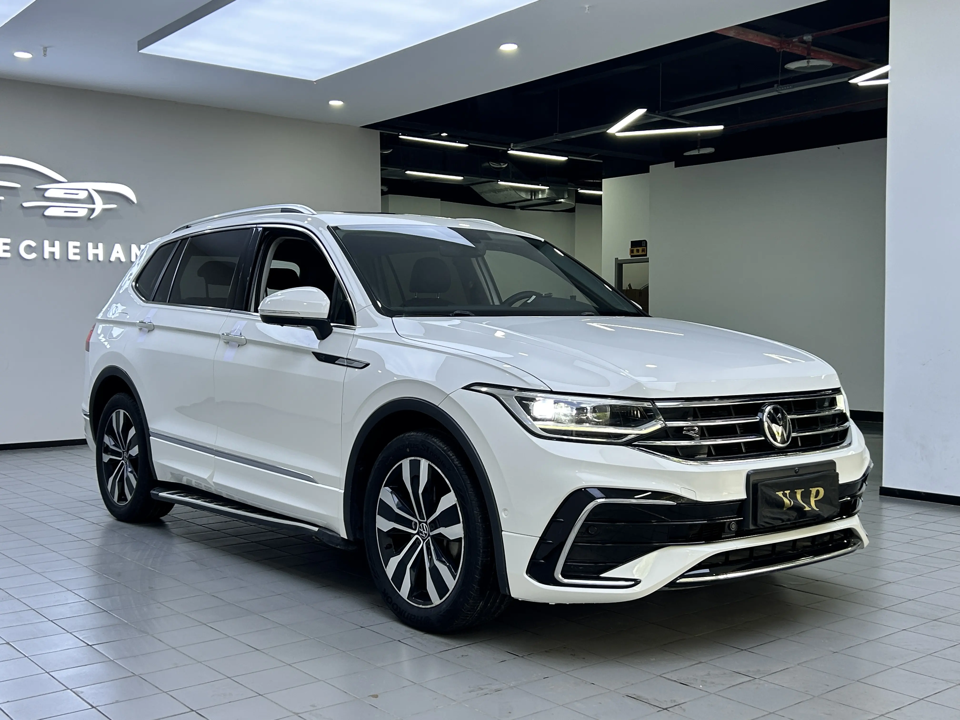 Volkswagen Tiguan L
