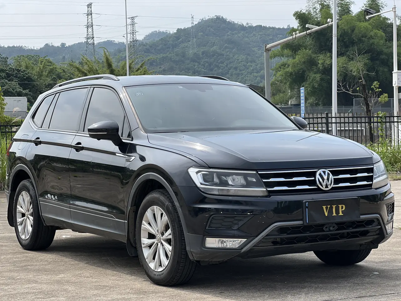 Volkswagen Tiguan L
