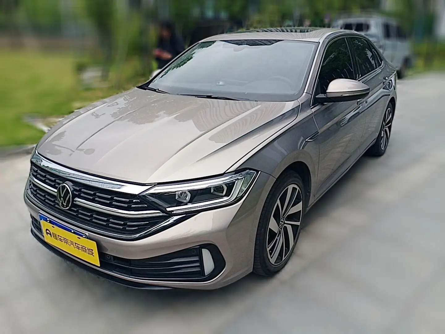 Volkswagen Sagitar
