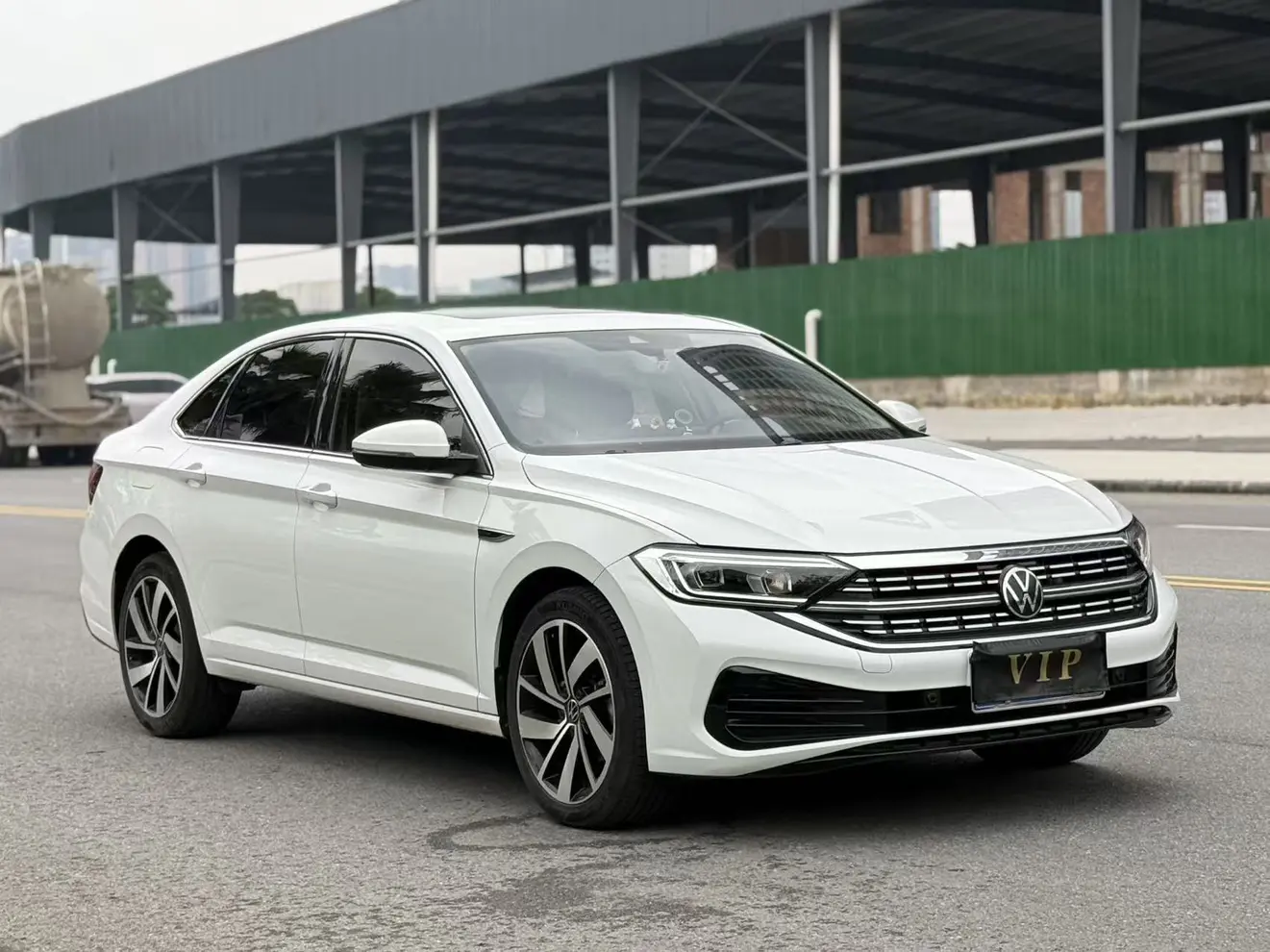 Volkswagen Sagitar