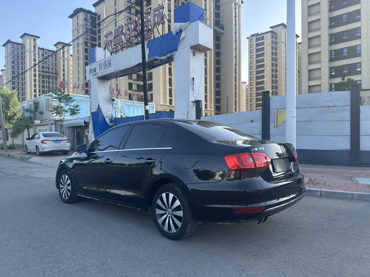 Volkswagen Sagitar