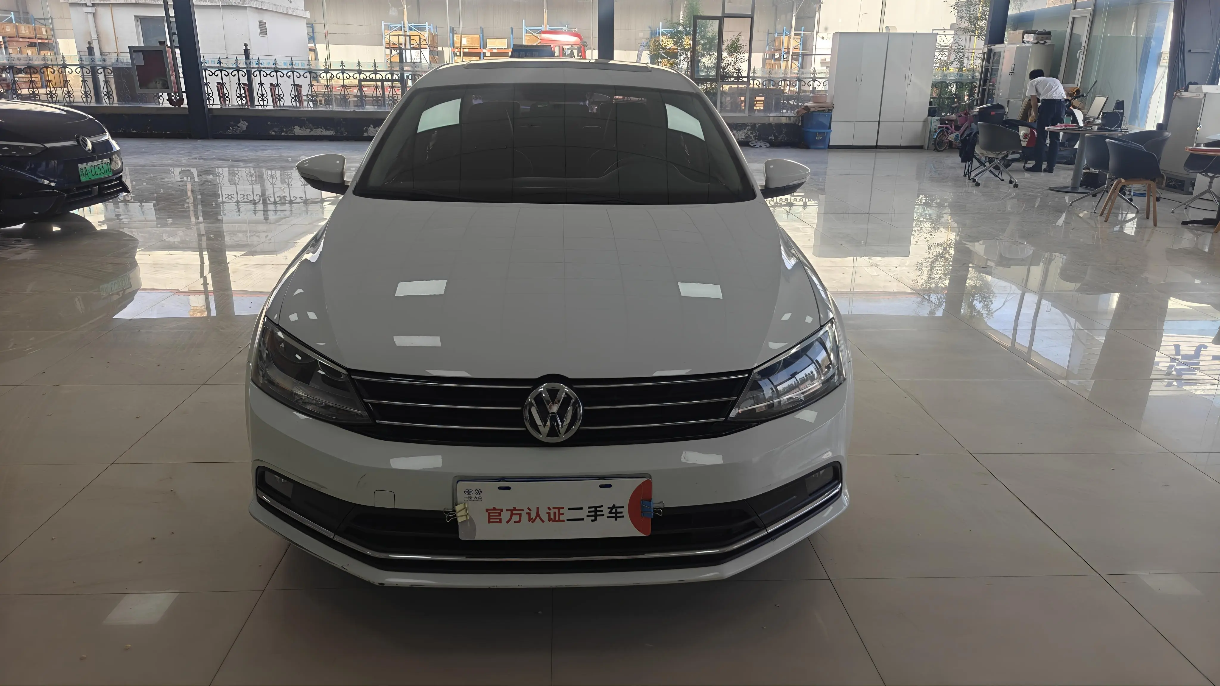 Volkswagen Sagitar