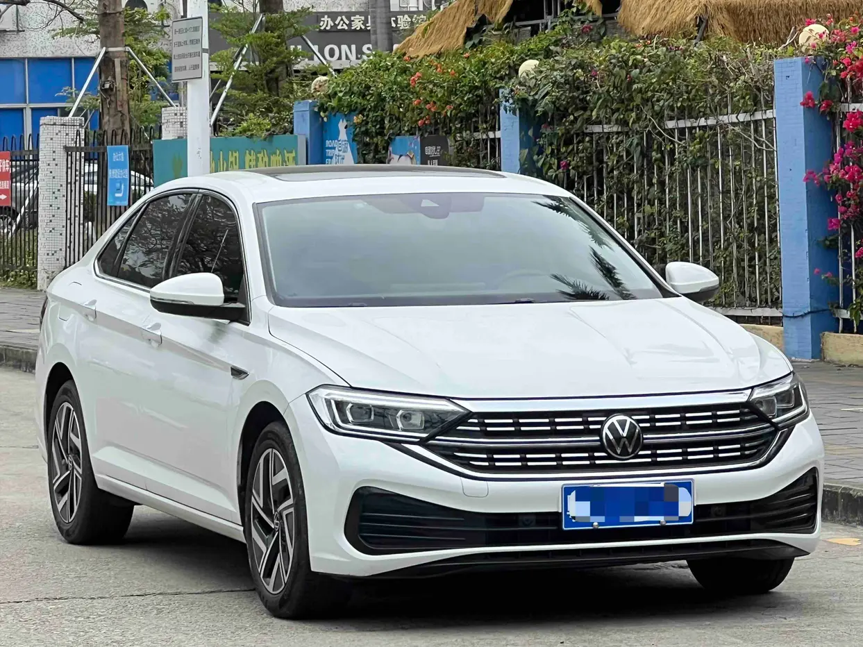 Volkswagen Sagitar