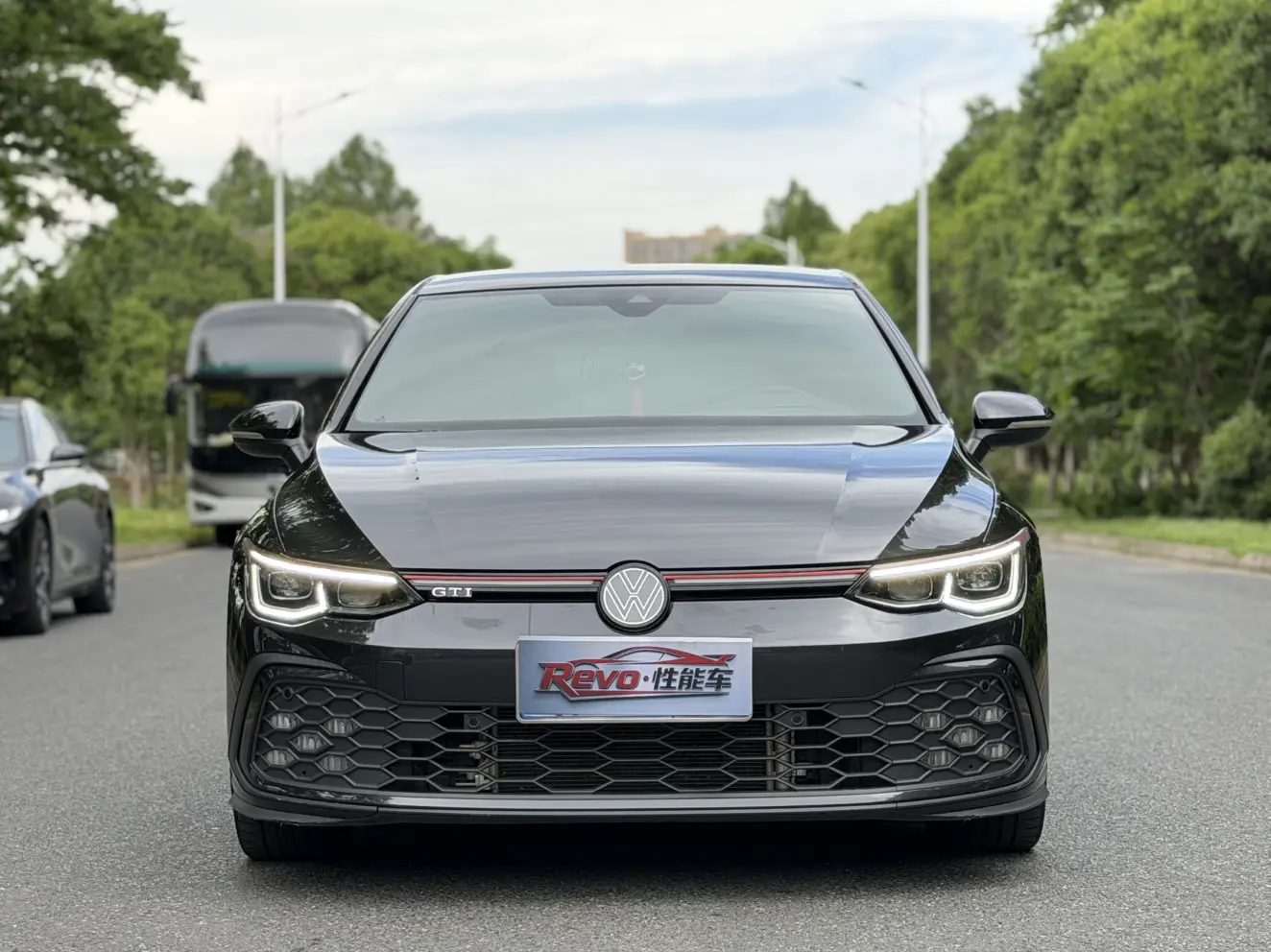 Volkswagen Golf GTI