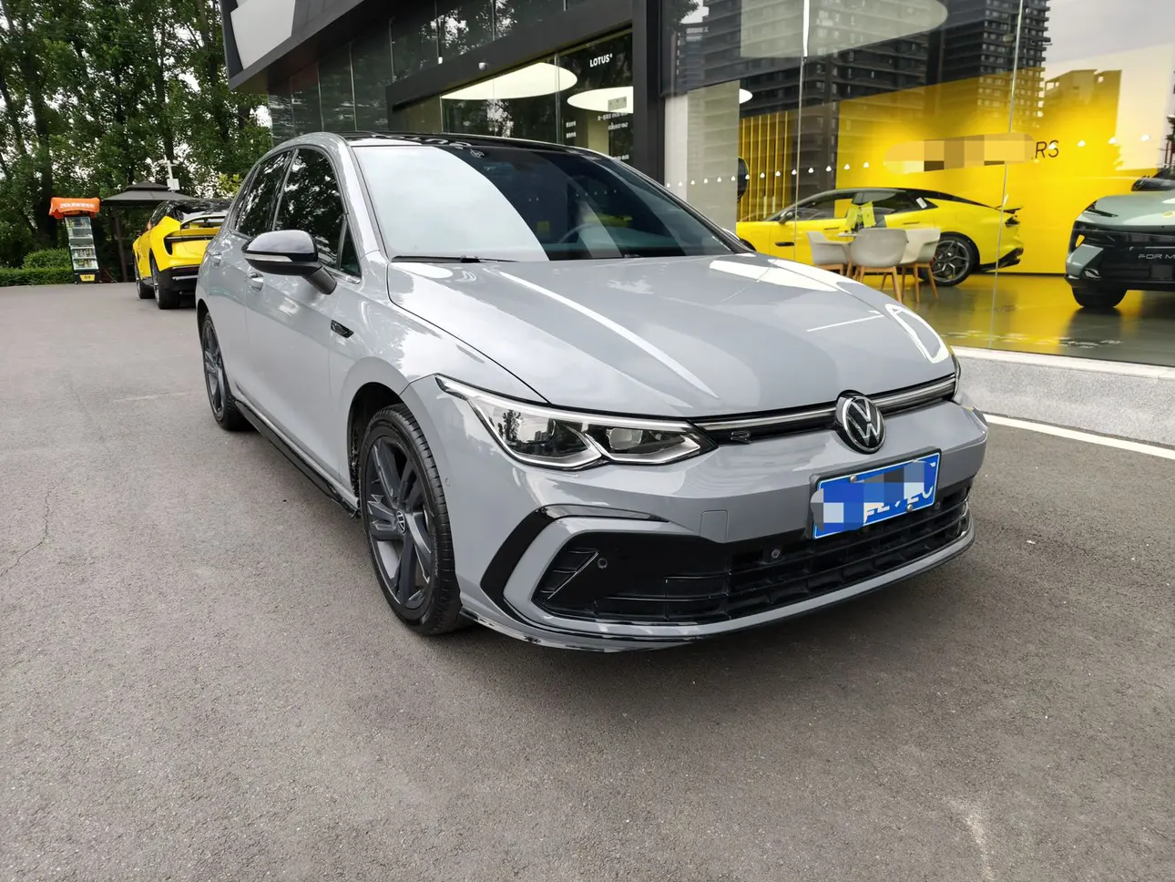 Volkswagen Golf