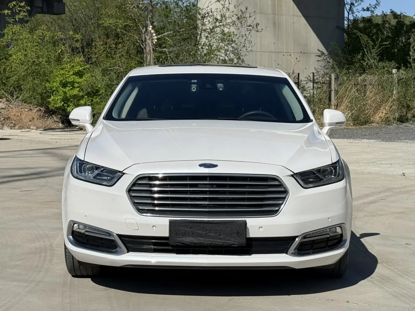 Ford Taurus