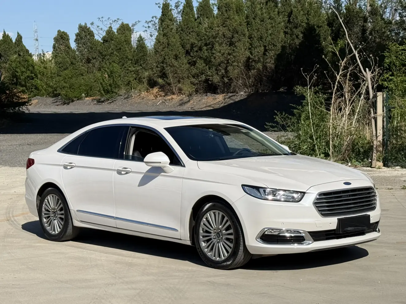 Ford Taurus