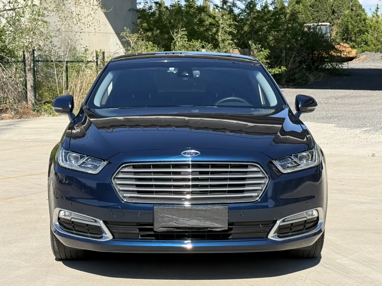 Ford Taurus