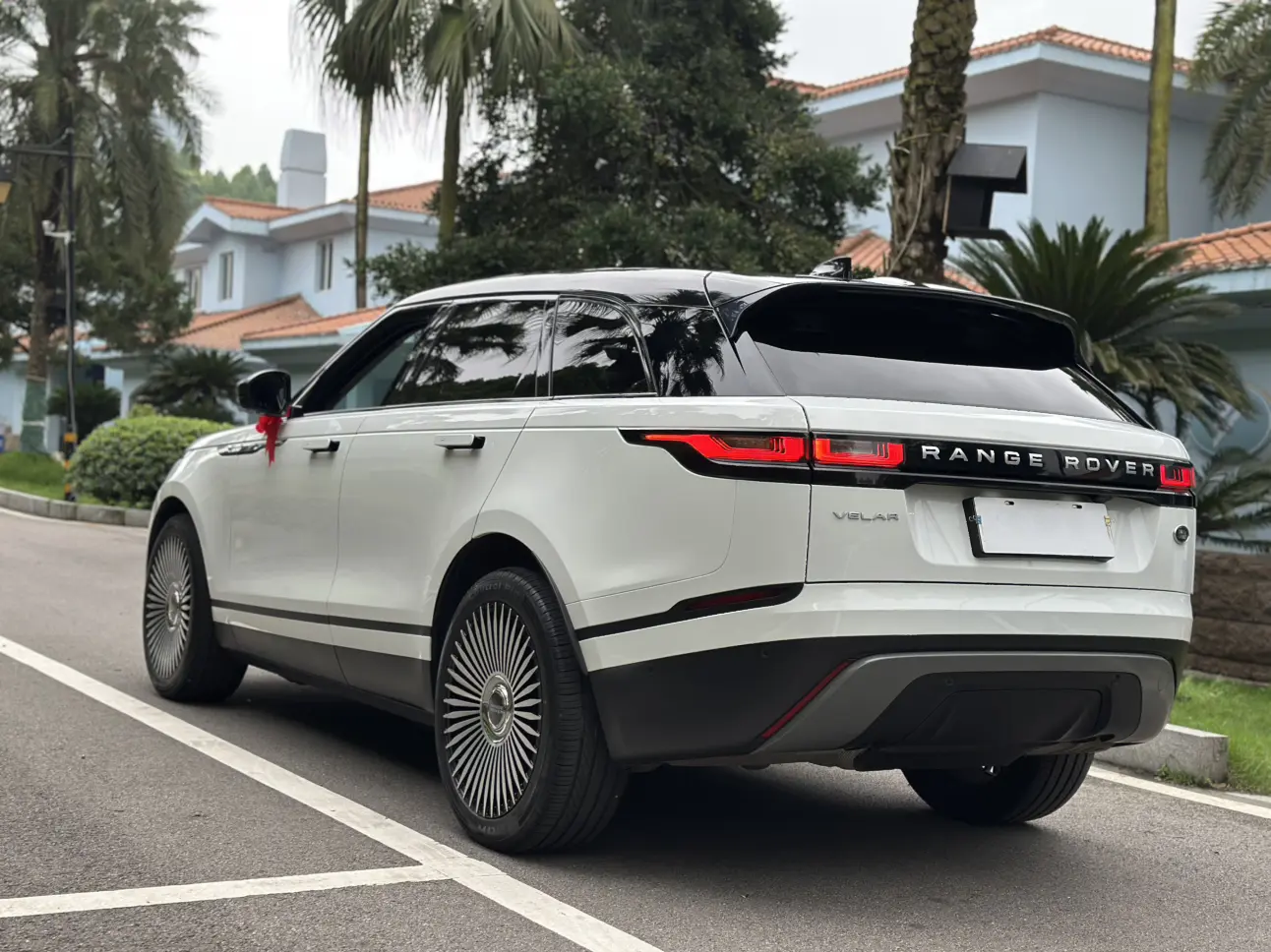 Land Rover Range Rover Velar