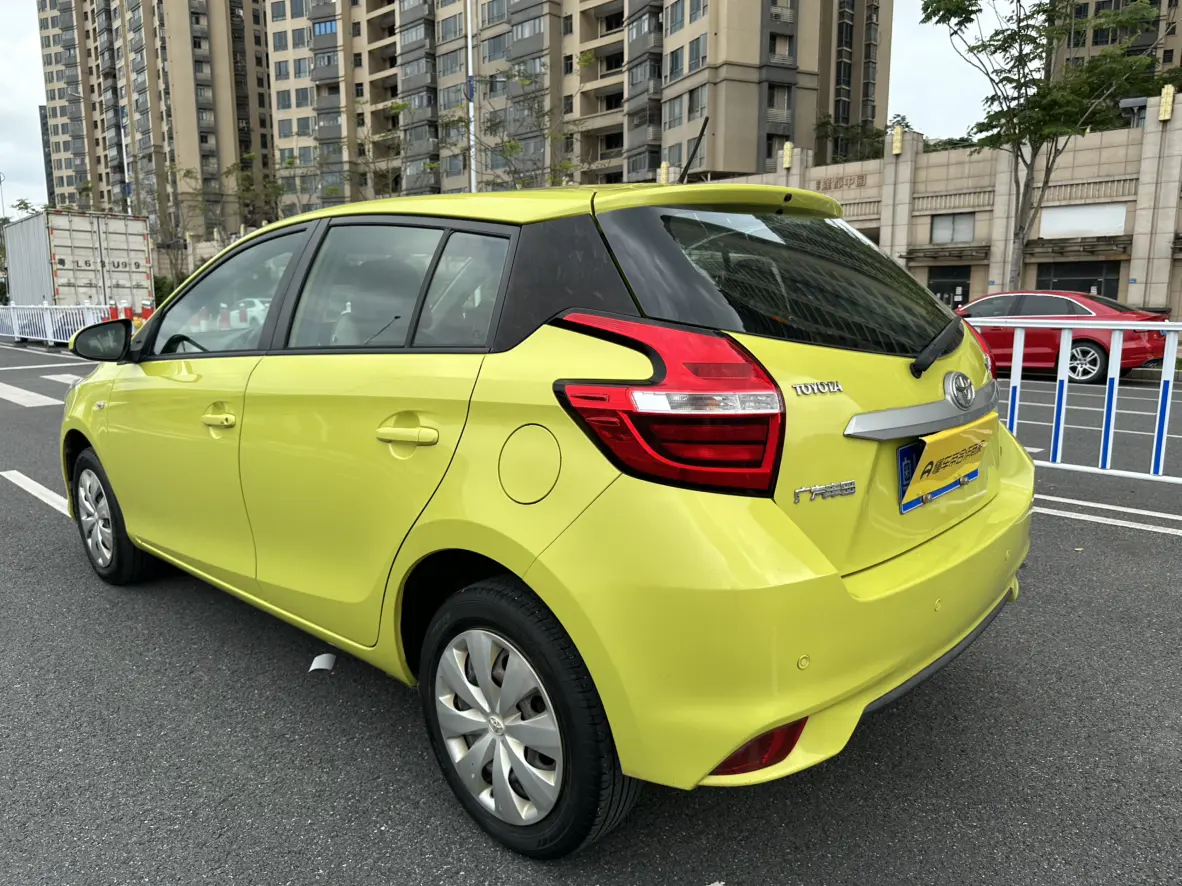Toyota Yaris L