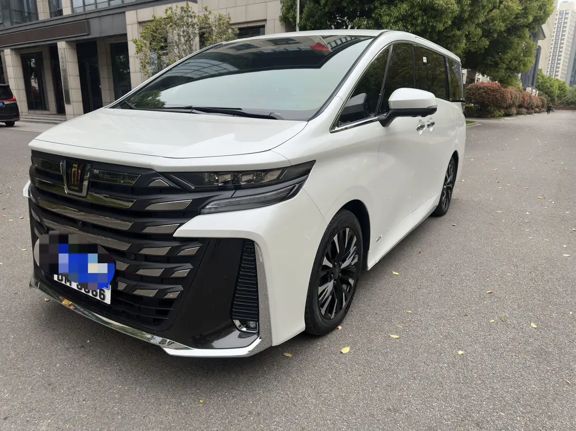 Toyota Crown Wellfire