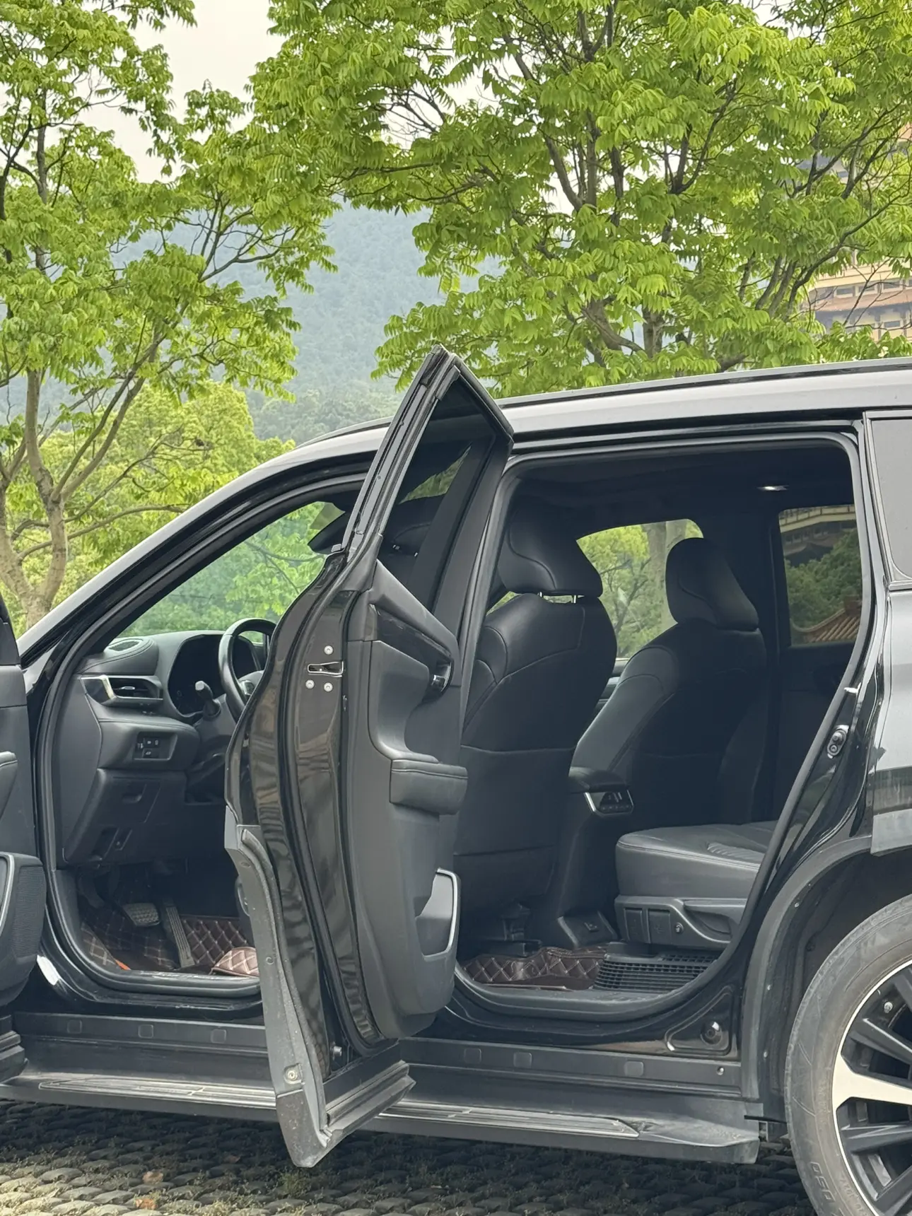 Toyota Crown Kluger