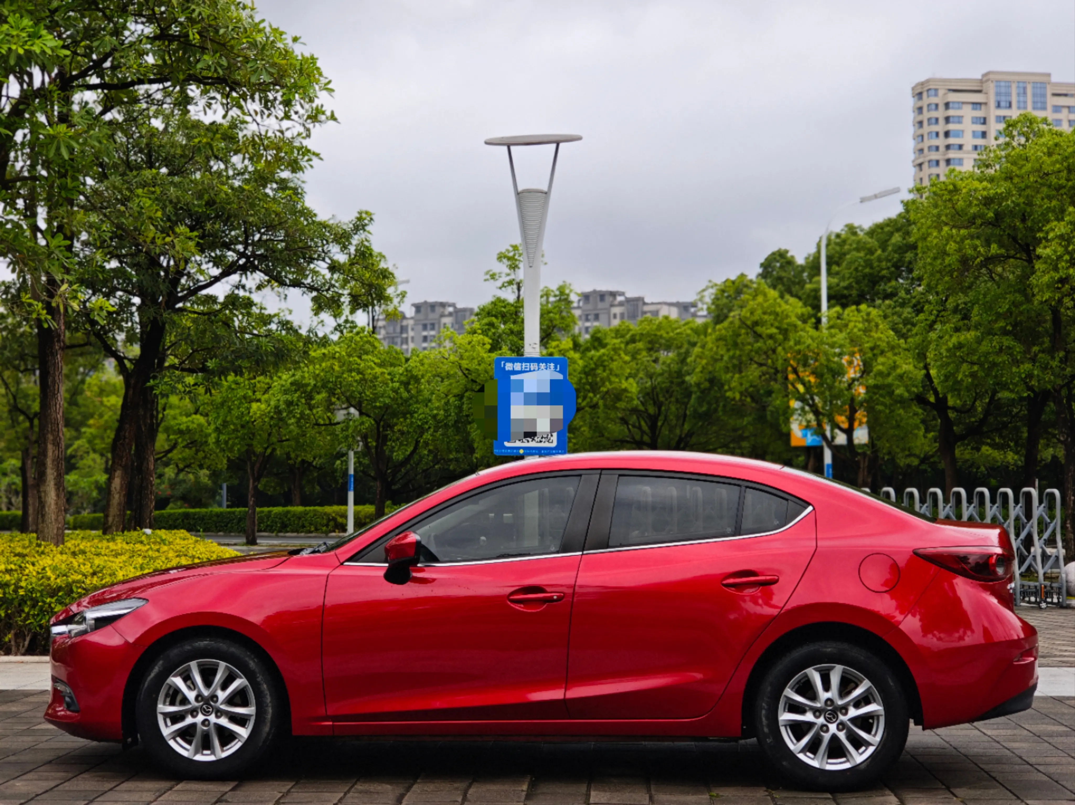 Mazda Axela