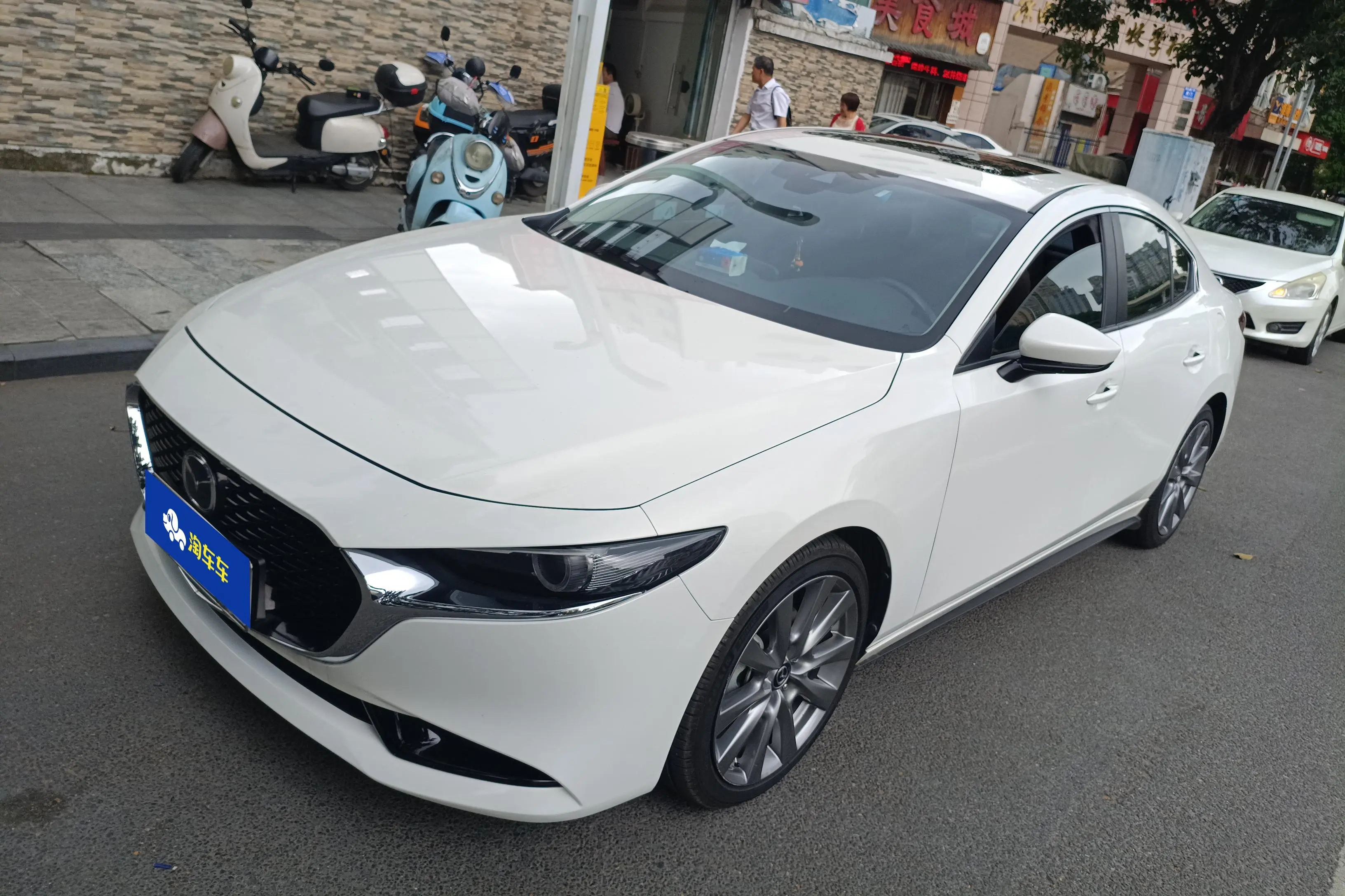 Mazda Axela