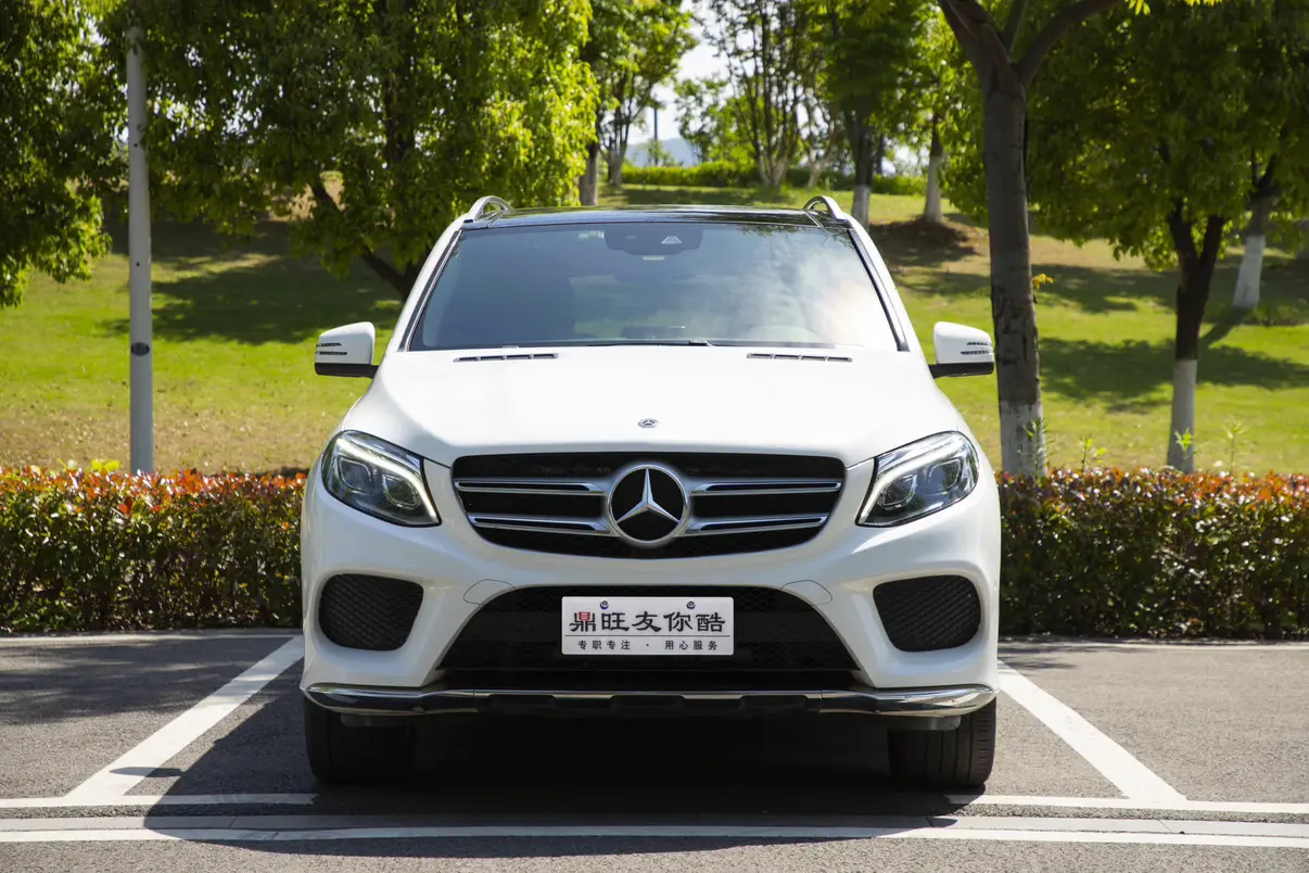 Mercedes-Benz GLE (Imported)