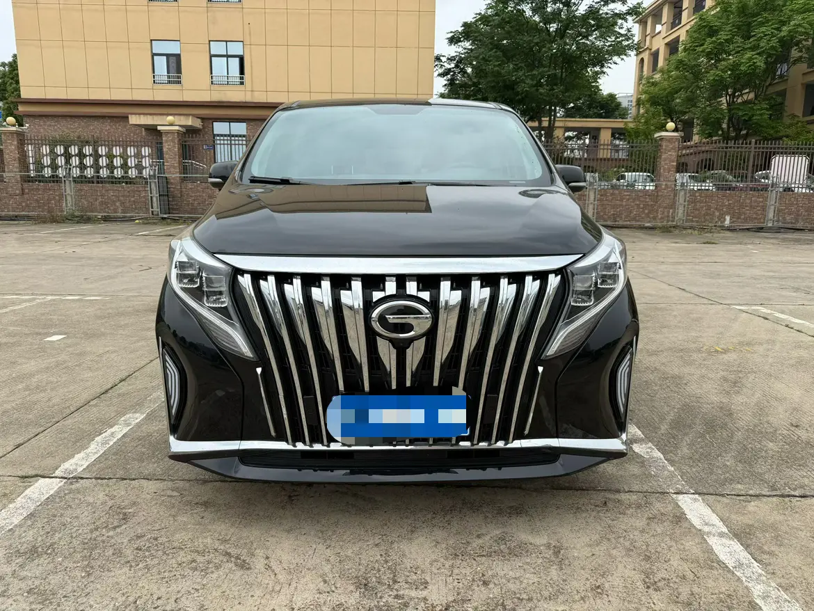 GAC Trumpchi M8