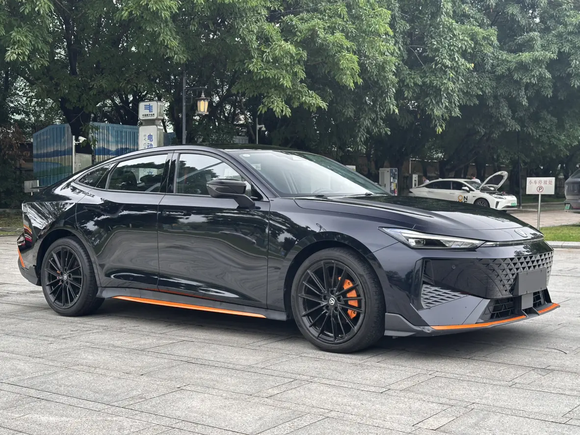 Changan UNI-V