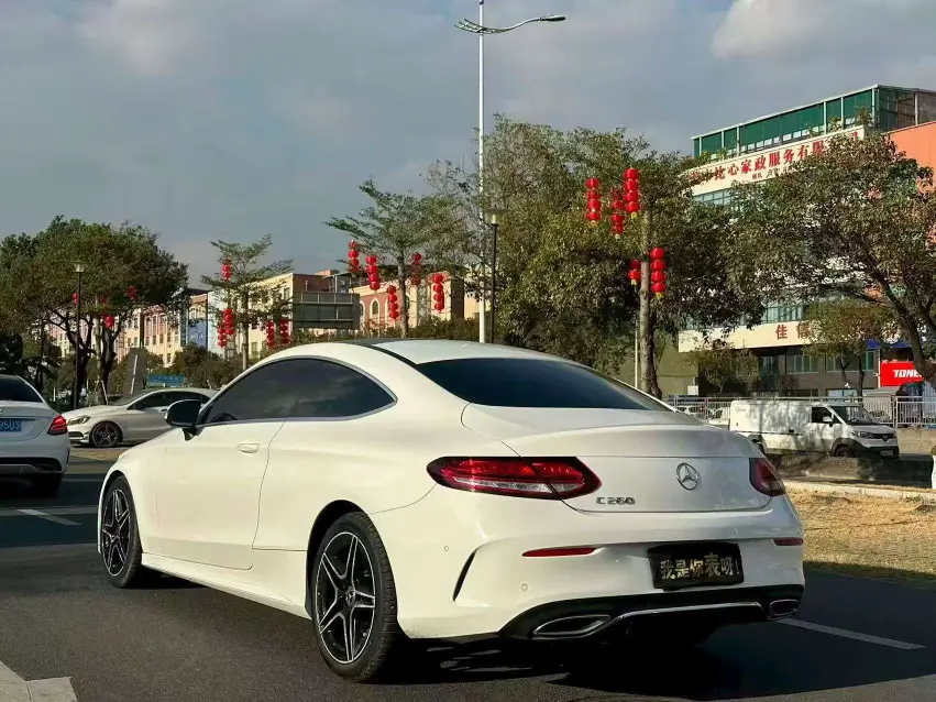 Mercedes-Benz C-Class