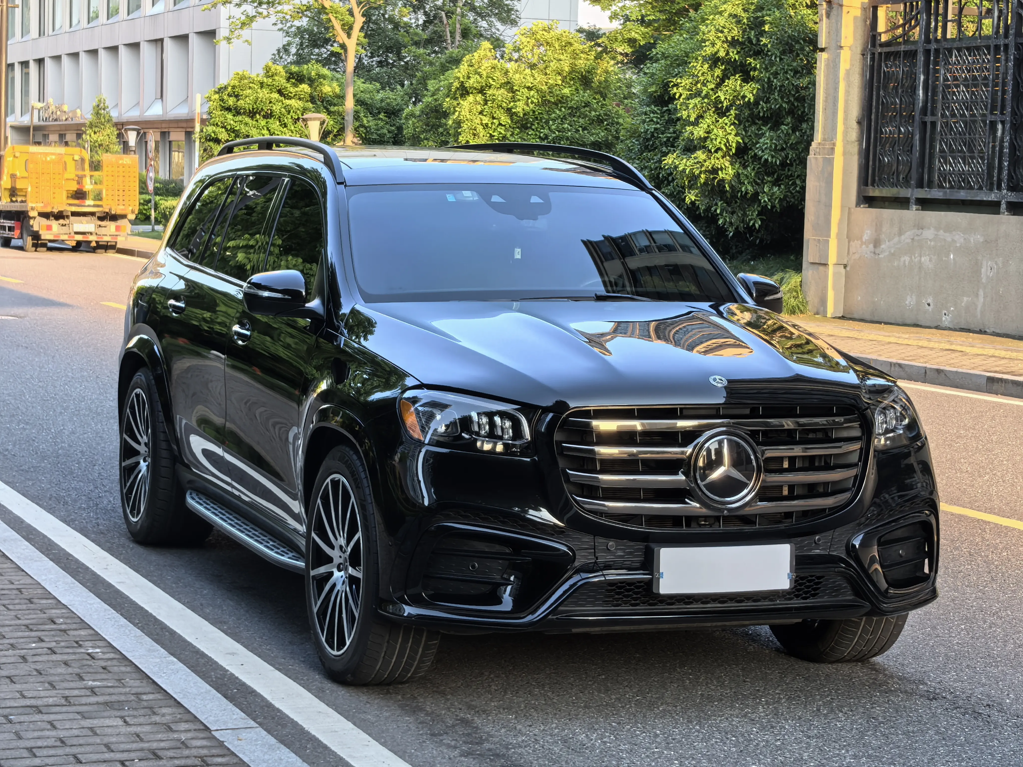Mercedes-Benz Mercedes Benz GLS
