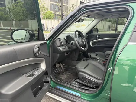 catalog-car-25