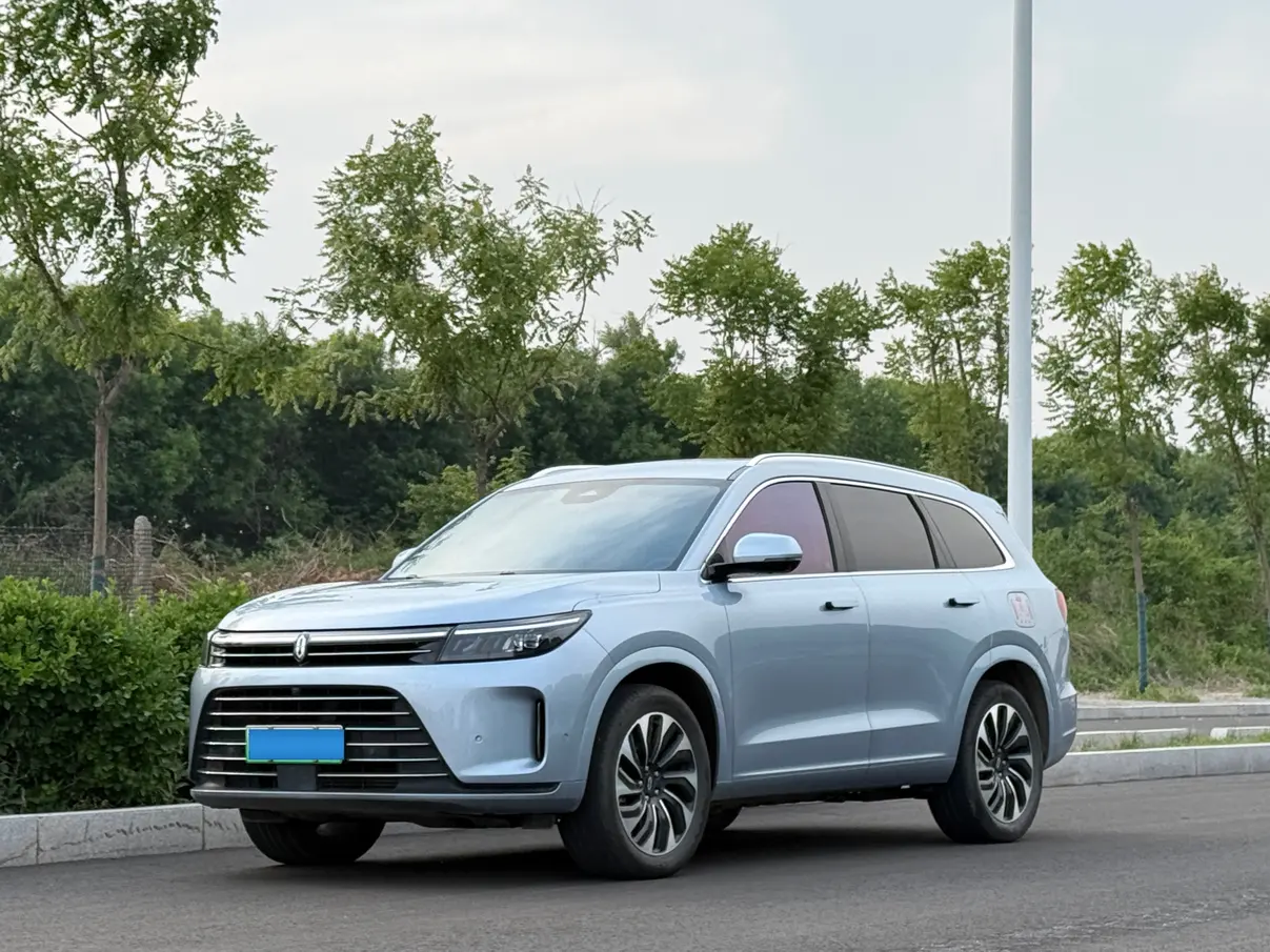 AITO M7