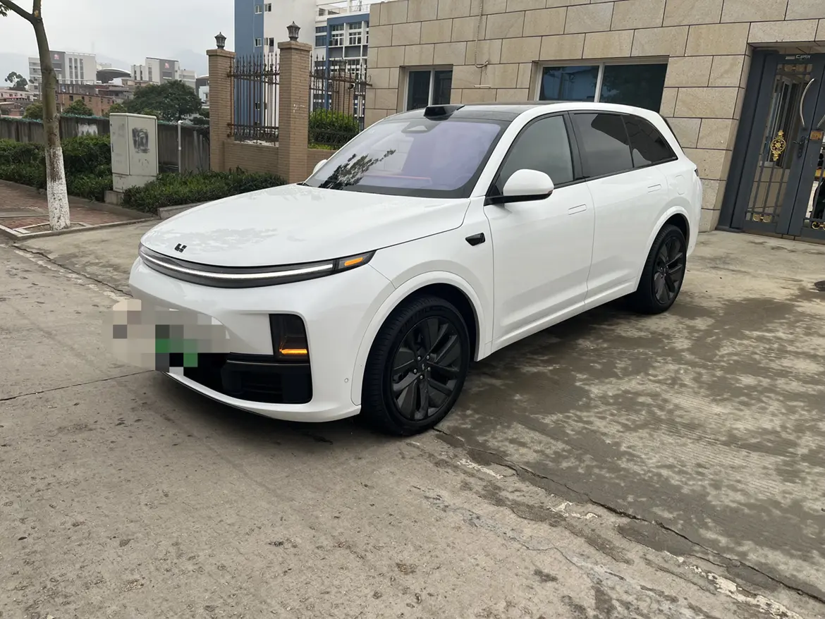 Lixiang L7