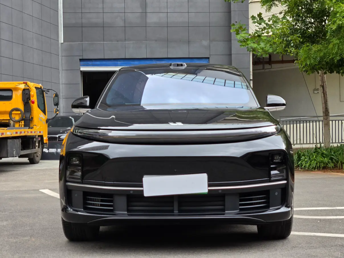 Lixiang L7