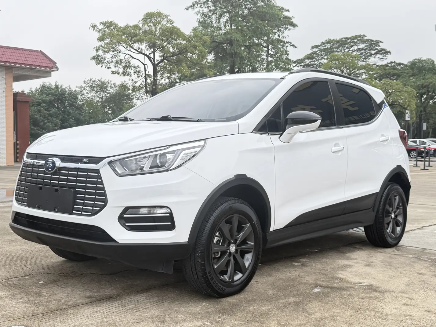 BYD Yuan EV
