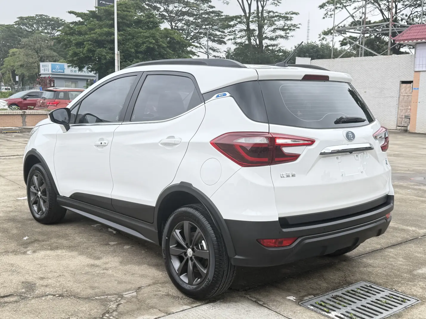 BYD Yuan EV