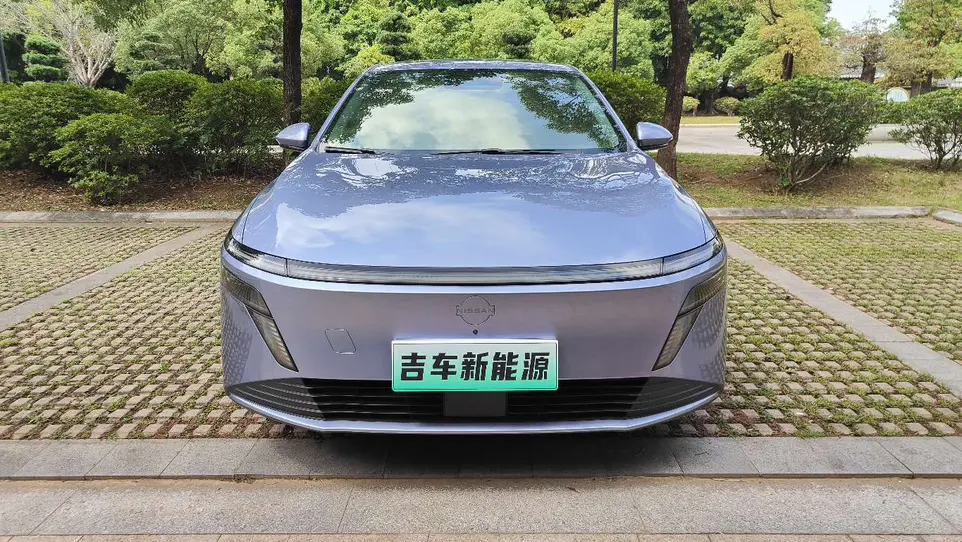 Nissan N6
