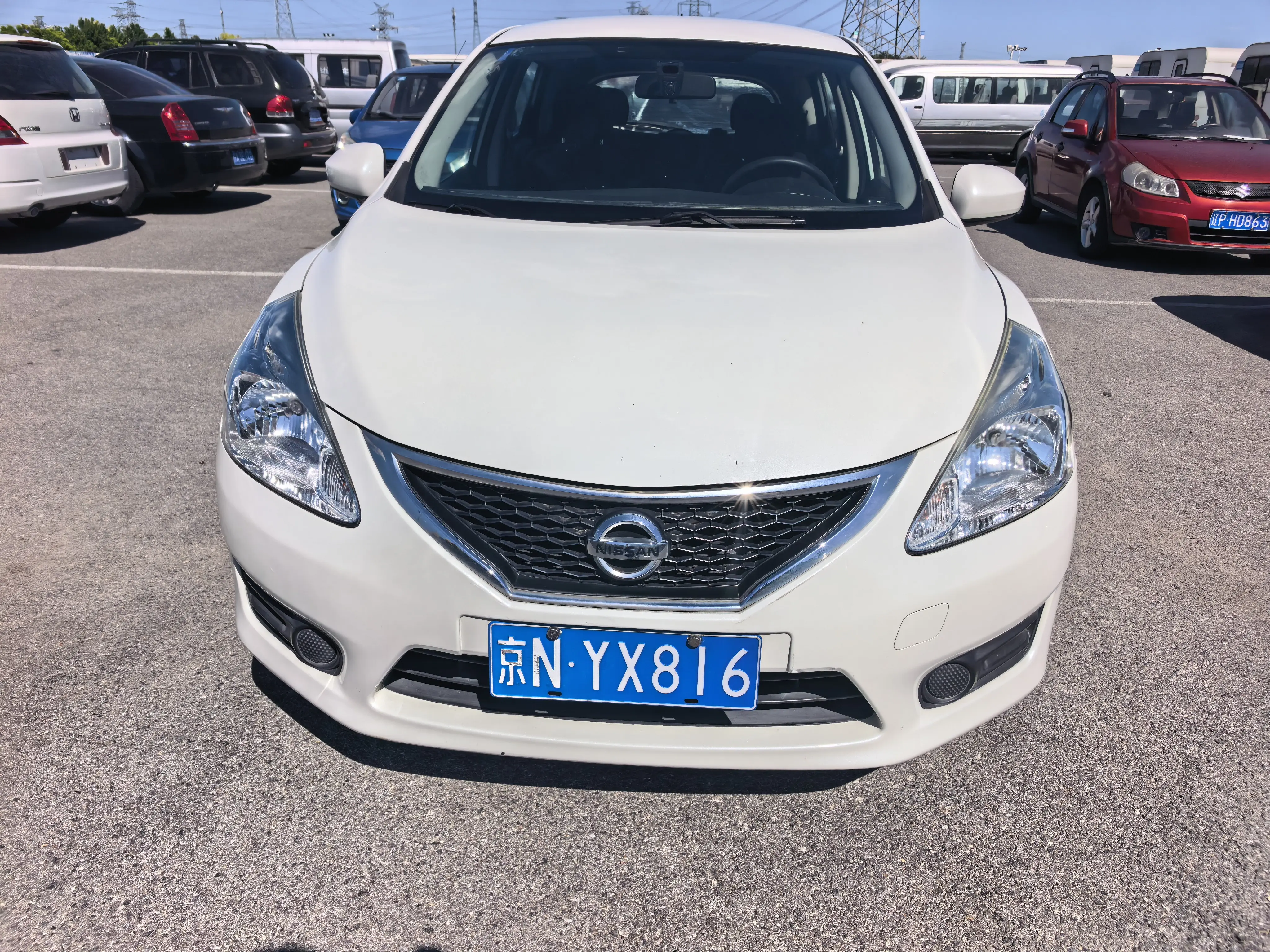 Nissan Tiida
