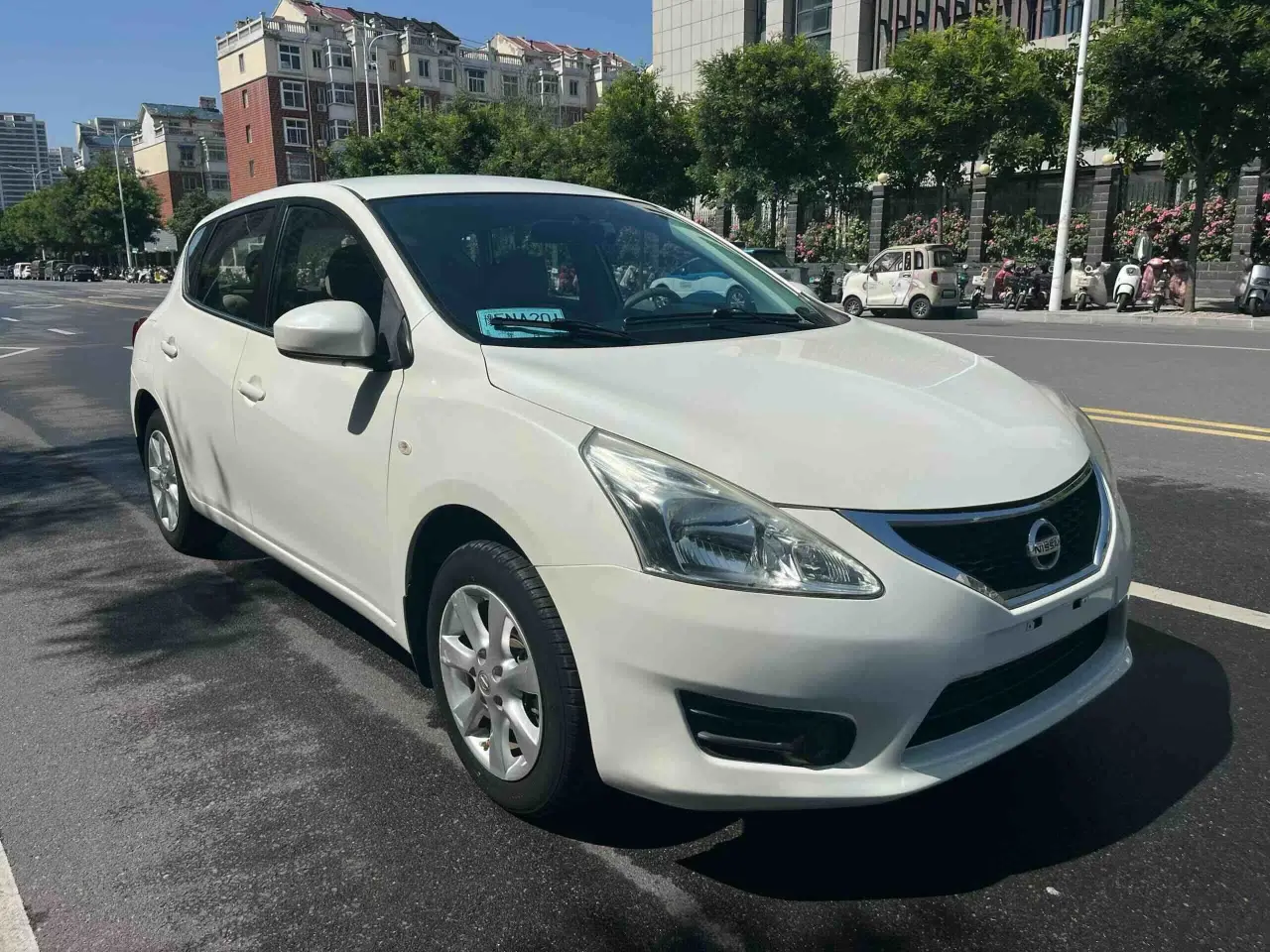 Nissan Tiida