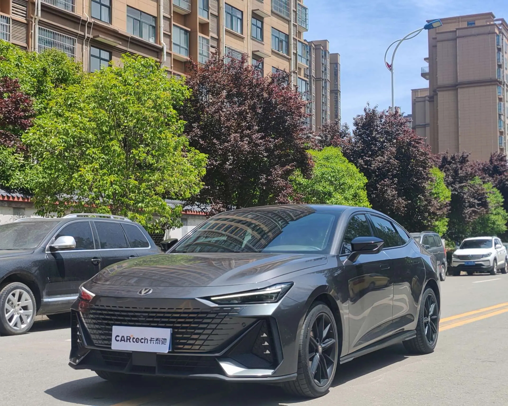 Changan UNI-V