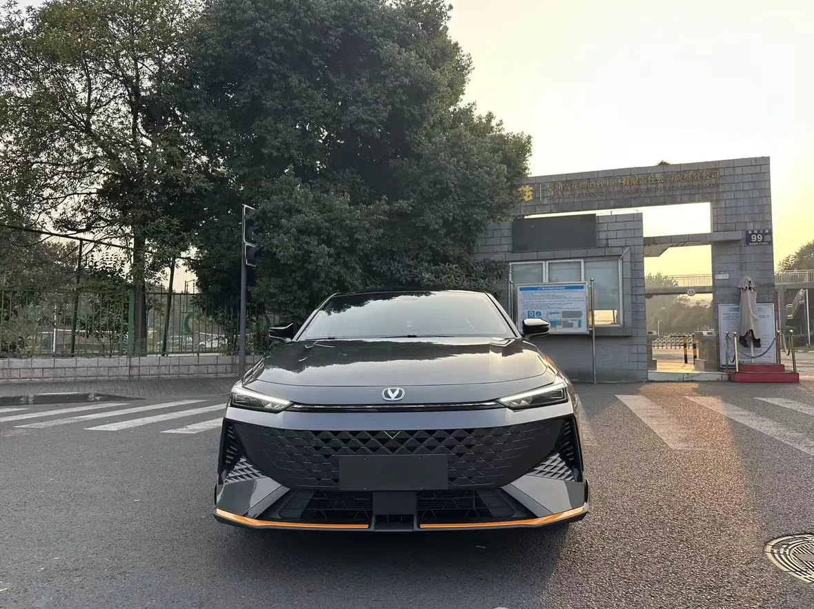 Changan UNI-V