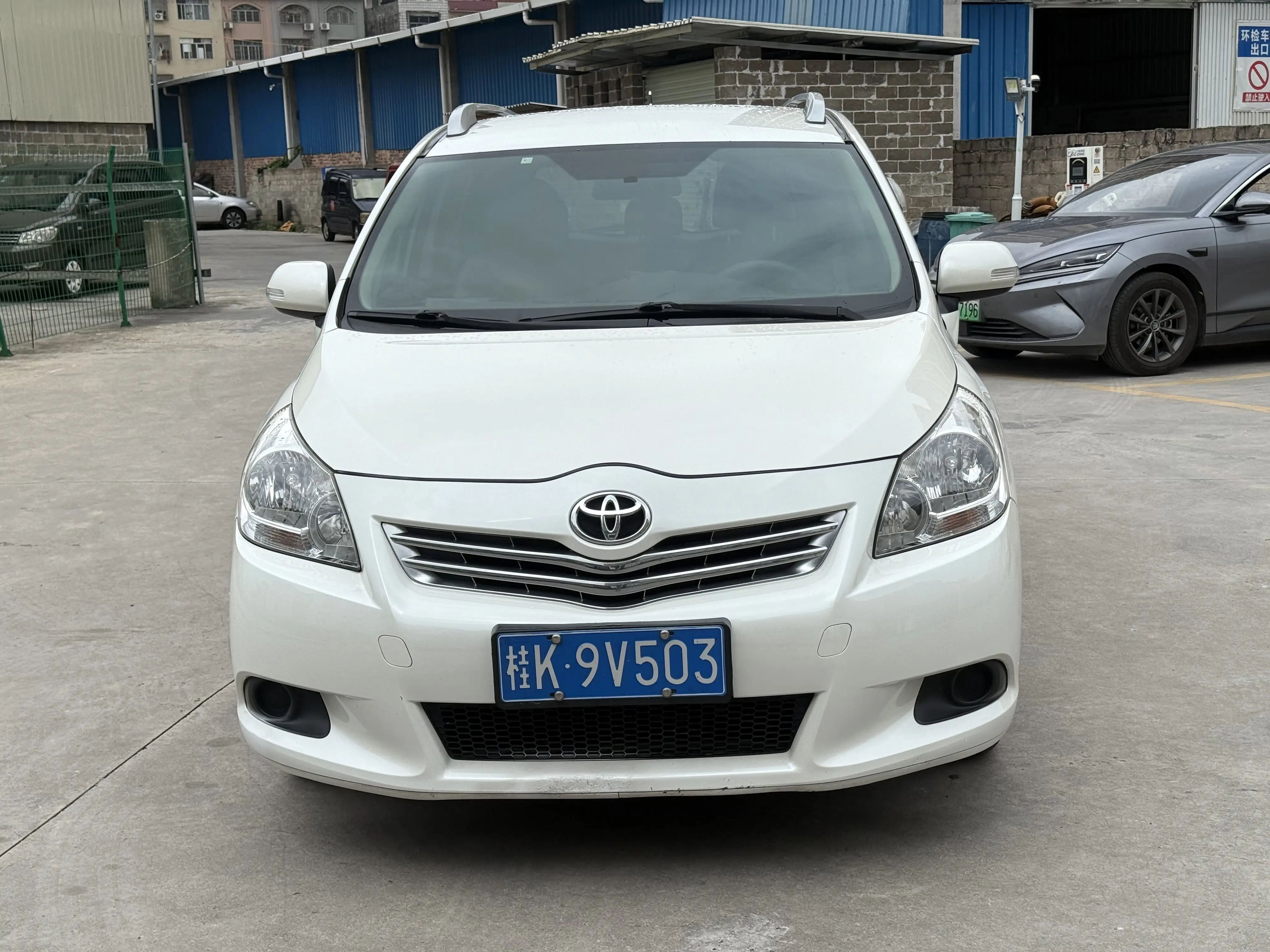 Toyota Verso / EZ