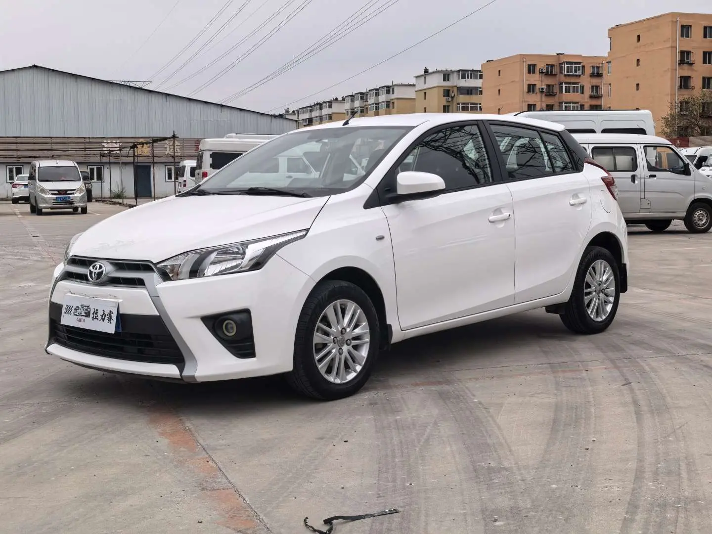 Toyota Yaris L