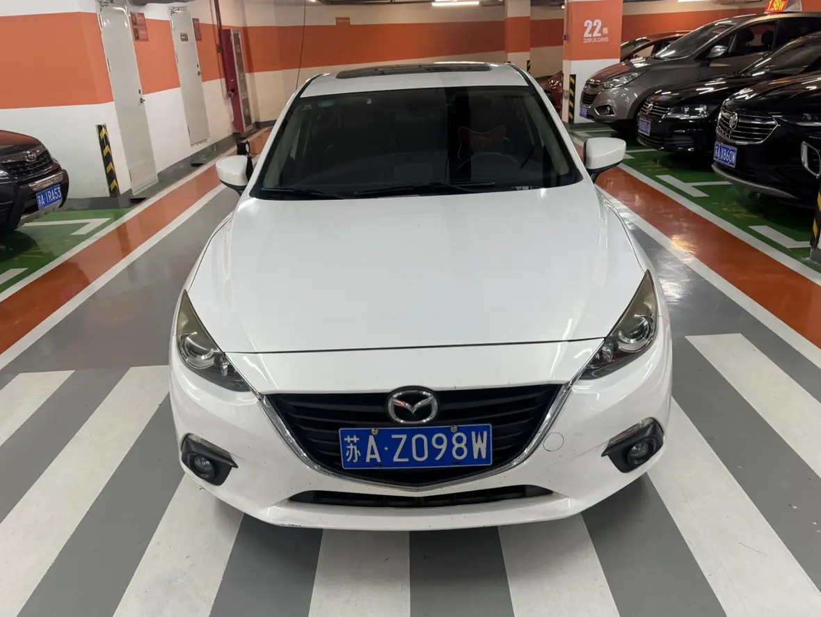 Mazda Axela