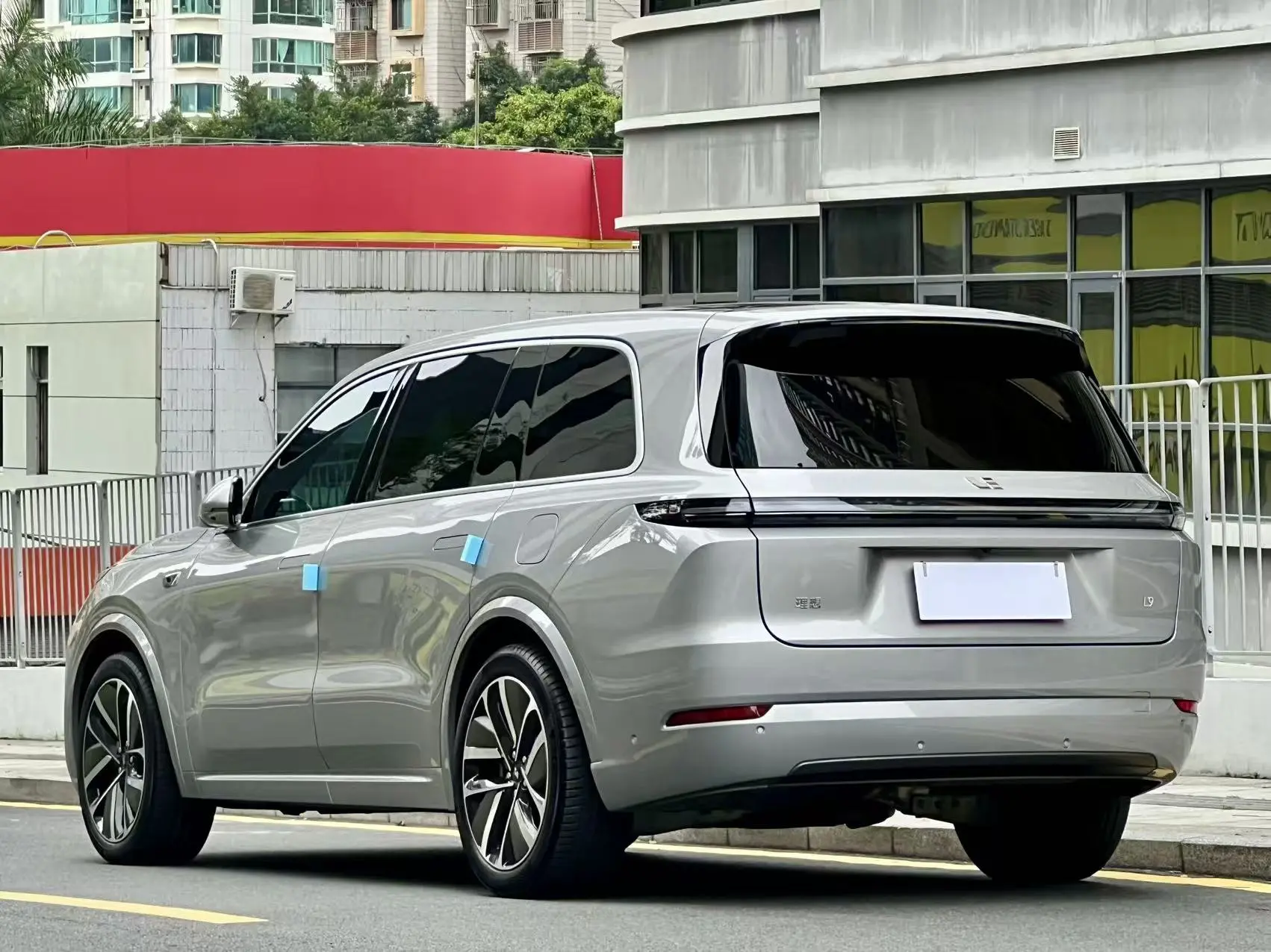 Lixiang L9