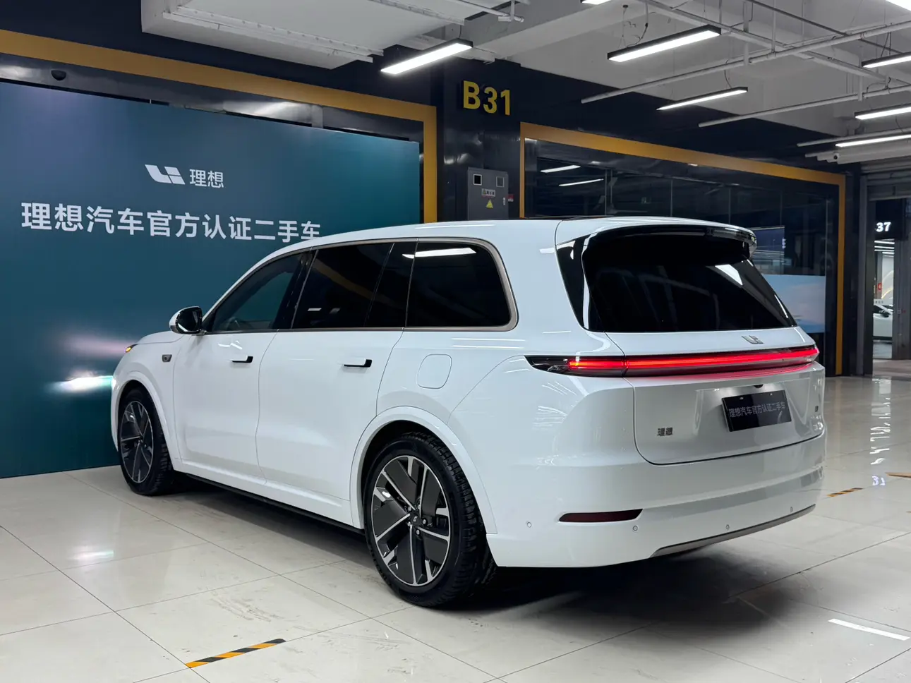 Lixiang L9