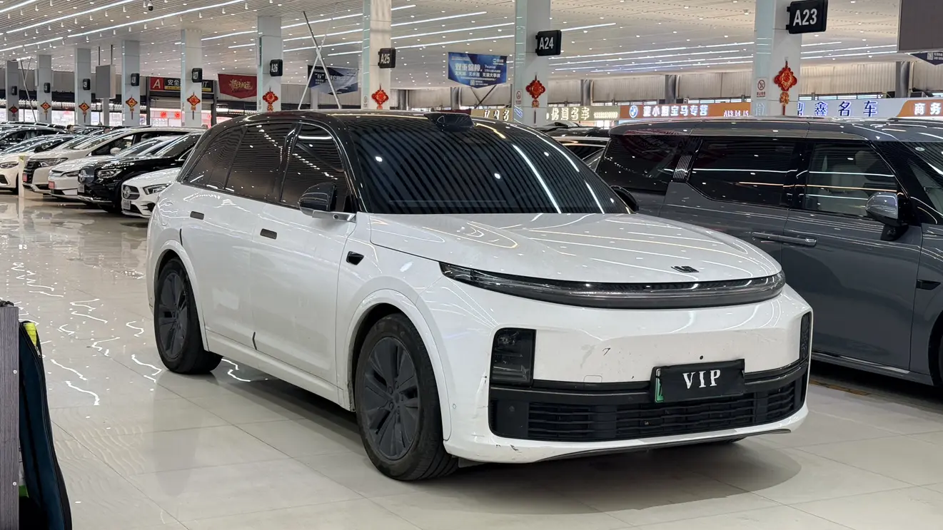 Lixiang L7