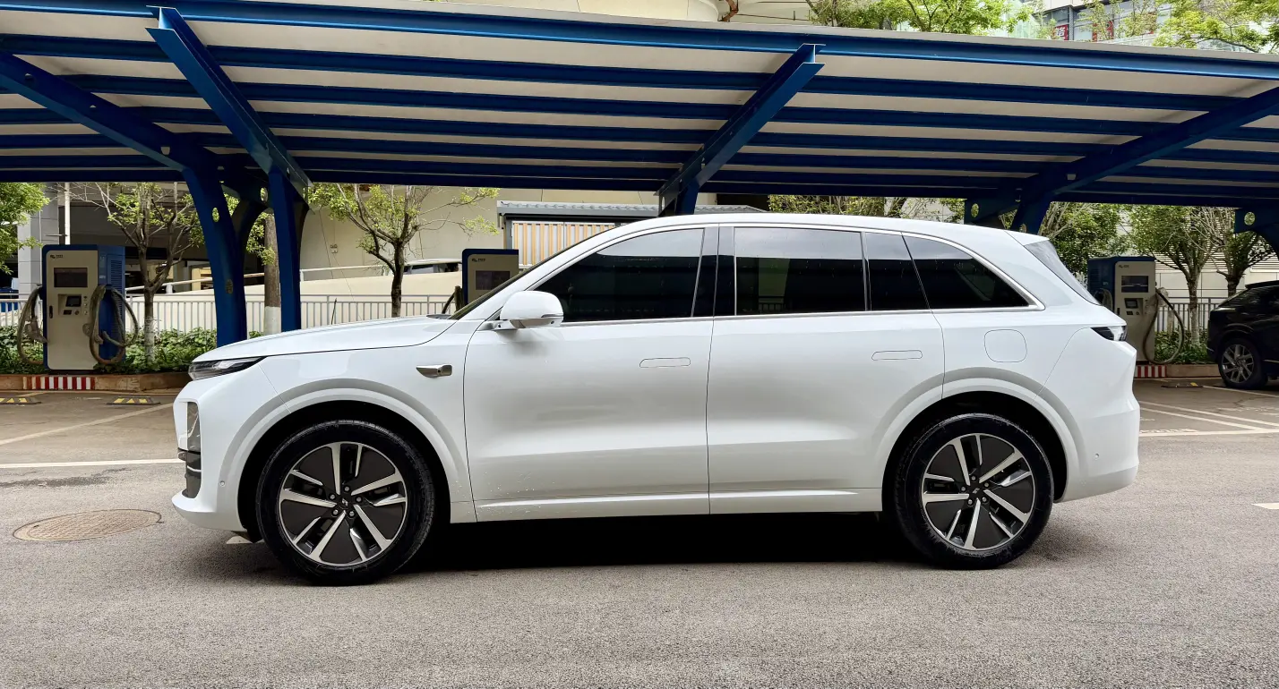 Lixiang L6