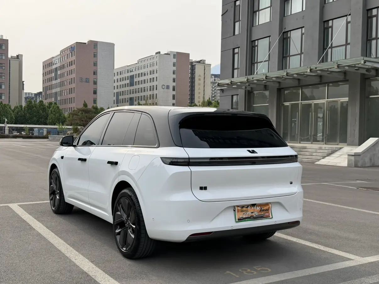 Lixiang L6